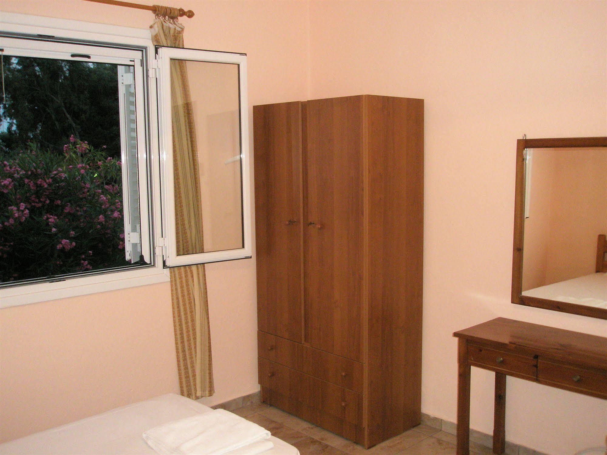 Faliraki Apartments Benícesz Kültér fotó